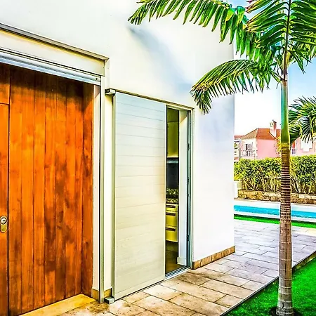 La Perla Blanca - Del Duque Villa Costa Adeje (Tenerife)